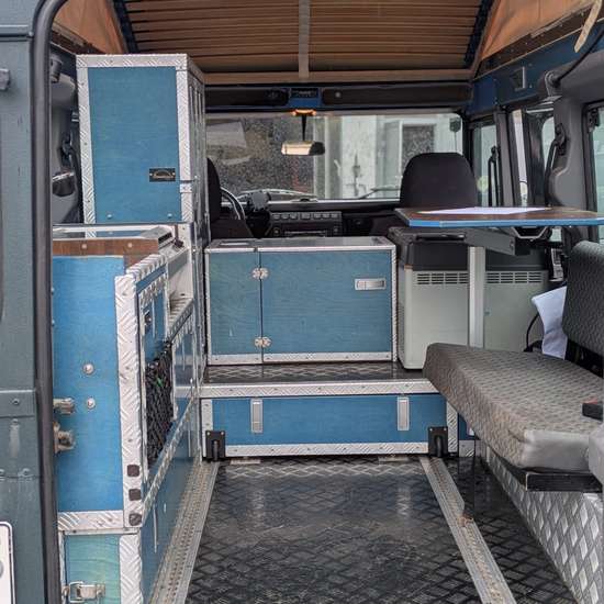 Land Rover Defender 110 TD5 Wohnmobil | Offroad-Camper | Expeditionsfahrzeug | Hubdach | Sofort reisefertig 2003 (HU bis 09/27) - Bild 5