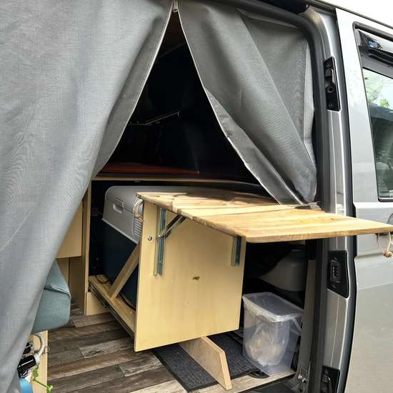 Volkswagen T5 Shuttle 2009 (HU bis 08/28) - Bild 17