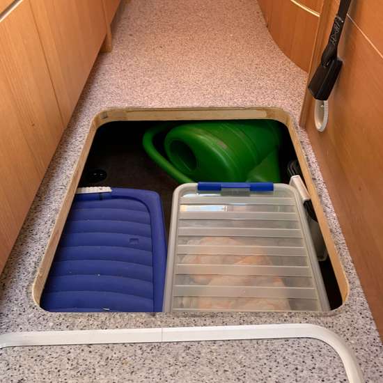 Knaus Sun Traveller 555 L 2005 (HU bis 03/28) - Bild 14