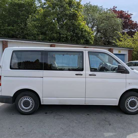 Volkswagen T5 Transporter 2.0 2010 (HU bis 10/27) - Bild 3