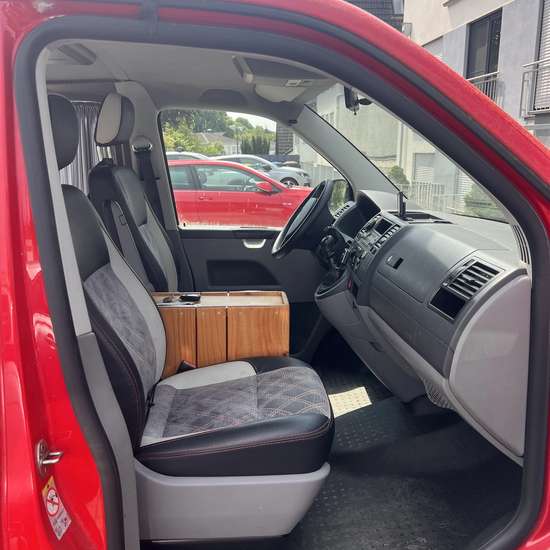 Volkswagen T5 2009 (HU bis 03/27) - Bild 12