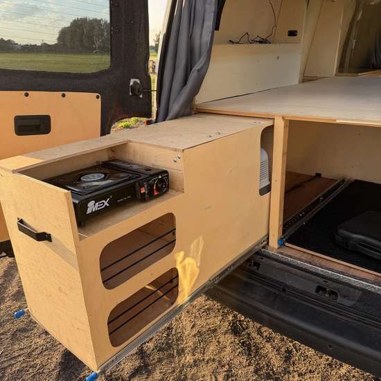 Volkswagen T6 Transporter Lang 2017 (HU bis 03/27) - Bild 9