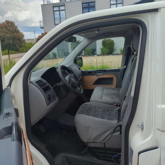 Volkswagen T5 Transporter 2007 (HU bis 01/27) - Bild 6