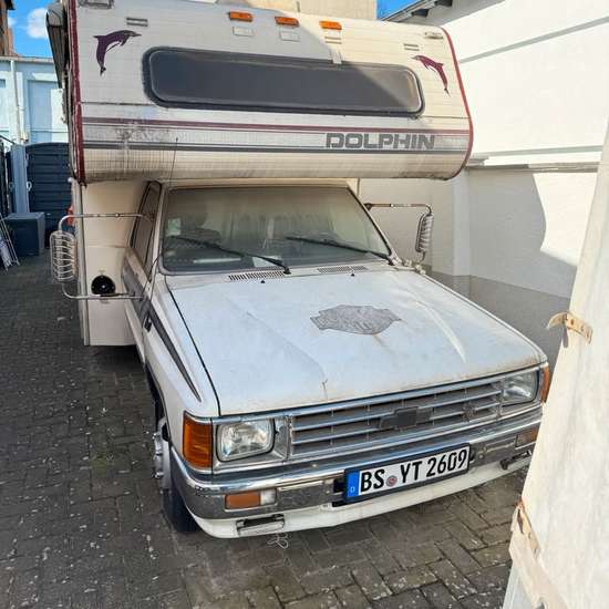 Toyota Hilux Dolphin Aufbau Oldtimer - Bild 5