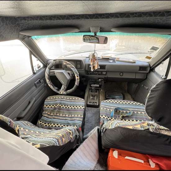 Toyota Hilux Dolphin Aufbau Oldtimer - Bild 4